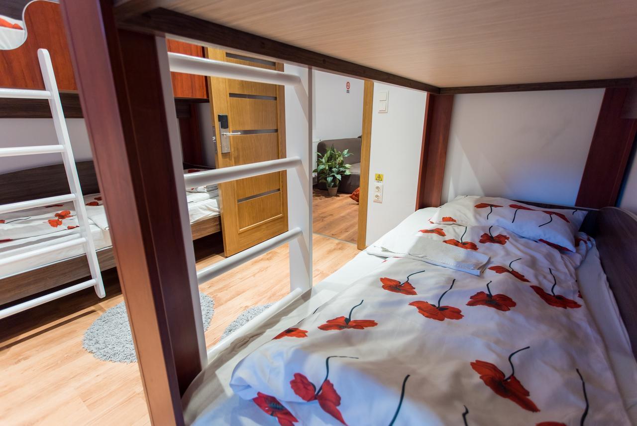 Green Hostel Sfântu-Gheorghe エクステリア 写真